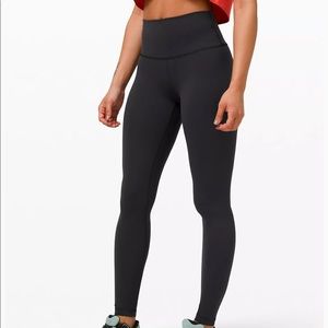 Lululemon Wunder Train tight, size 6